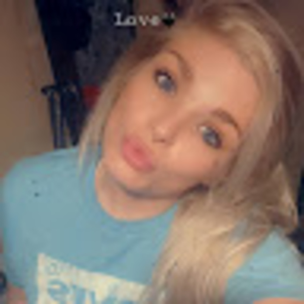 Meet your Posher, Candace